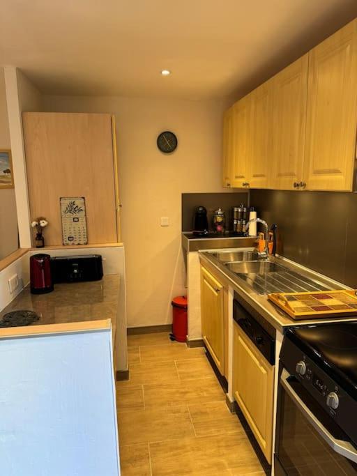 Appartement De Plain-pied Avec Jardin